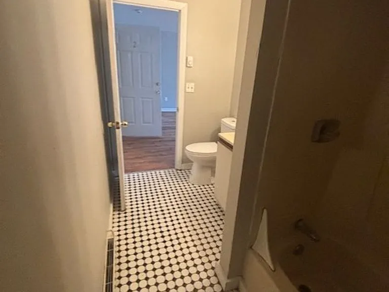 736 High St — Photo 10