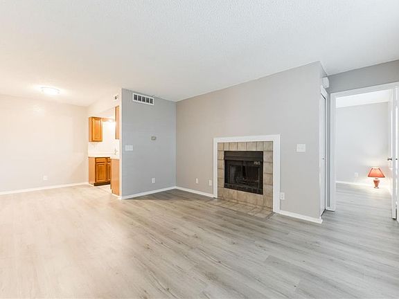 5th image of 11140 Stratford Dr APT 522
