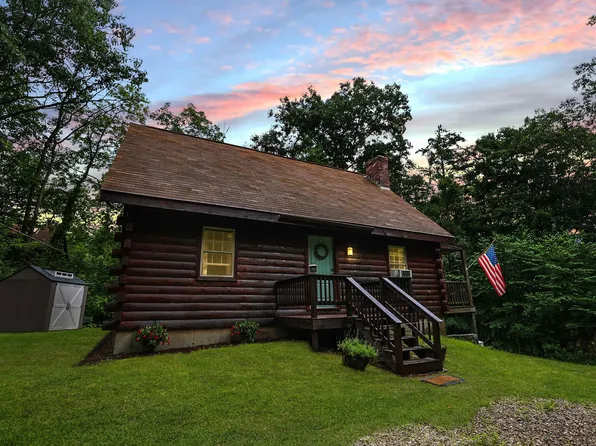 421 Long Shores Drive, Barrington, NH 03825