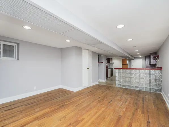 200 Bay 7th Street image 37 of 49