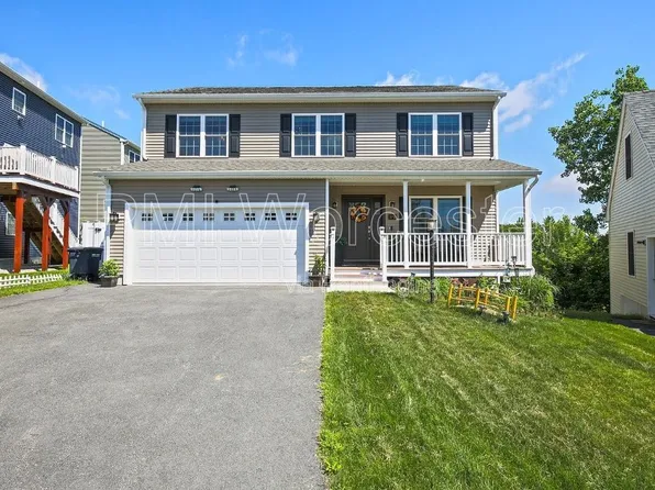 1 Sourwood Cir, Worcester, MA 01605