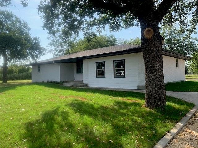 1st image of 1049 County Road 2480