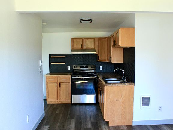 2nd image of 24609 Pacific Way #2