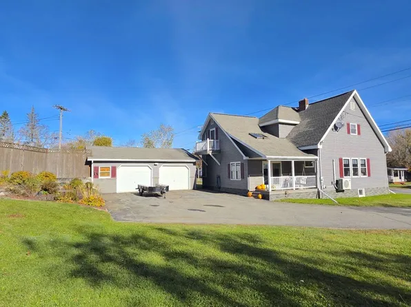 8 Benjamin Street, Mars Hill, ME 04758