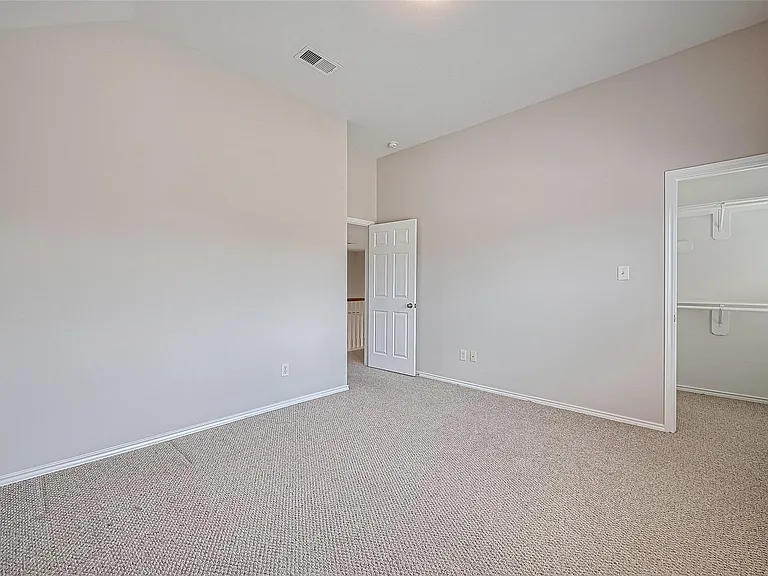 20834 Avery Cove Ln — Photo 36