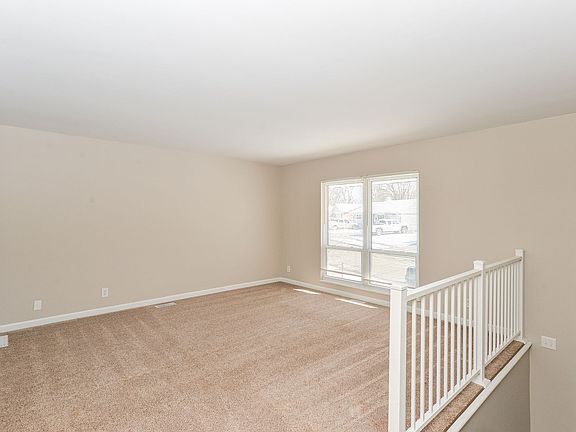 2nd image of 3226 Voigt Dr