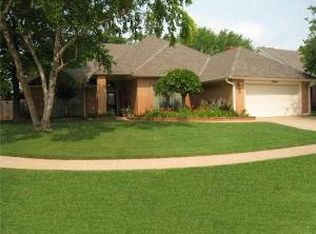 19609 Harness Ct, Edmond, OK 73012