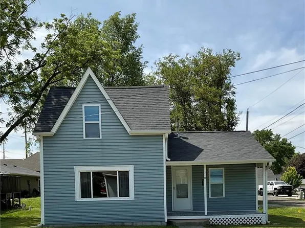 310 W 6th St, Maryville, MO 64468