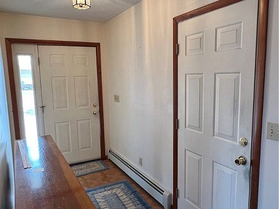 2nd image of 1216 Argyle Dr
