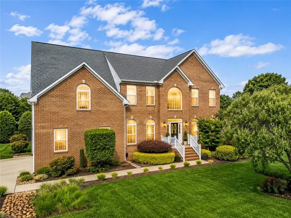 2617 Lotus Creek Dr, Virginia Beach, VA 23456