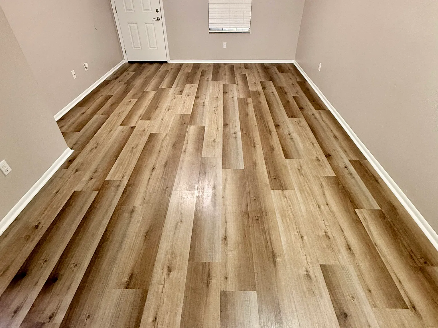 2 bed, 768 sqft, $995 — Photo 3