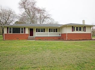 1913 Peavine Rd, Rock Spring, GA 30739