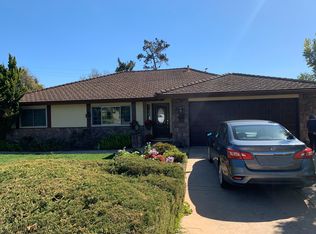 838 Cypress Dr, Vista, CA 92084