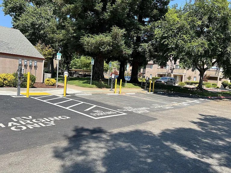 Arbor Pointe Apartments — Photo 12