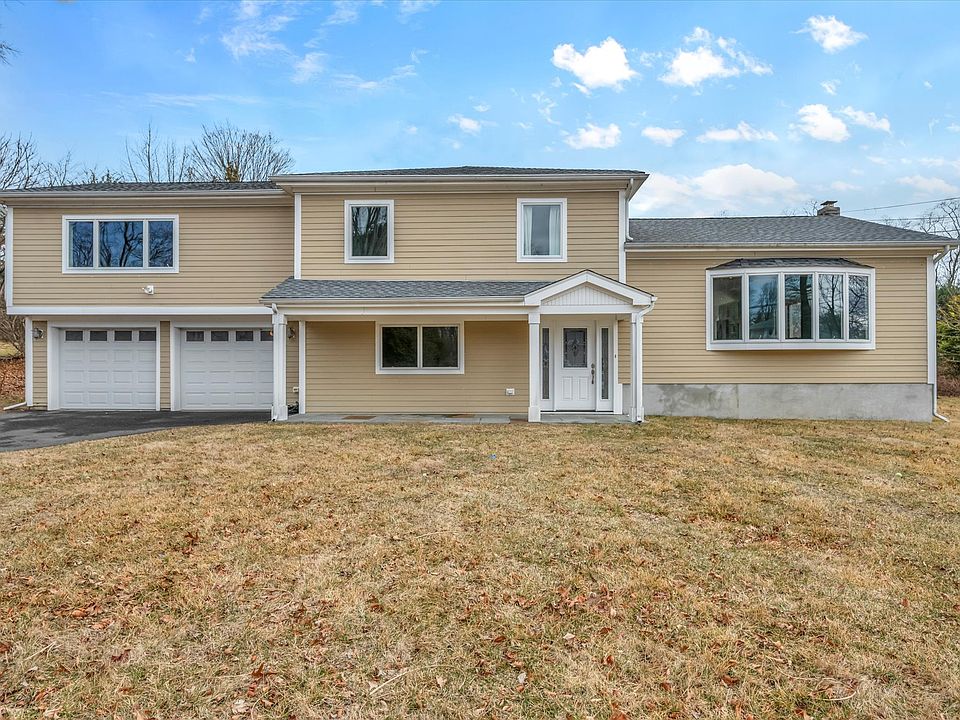 Welcome to 30 Huckleberry Drive South!
