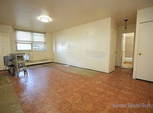 660 E 98th St #1F, Brooklyn, NY 11236