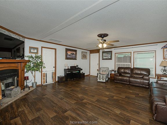 5th image of 9658 Panther Creek Rd