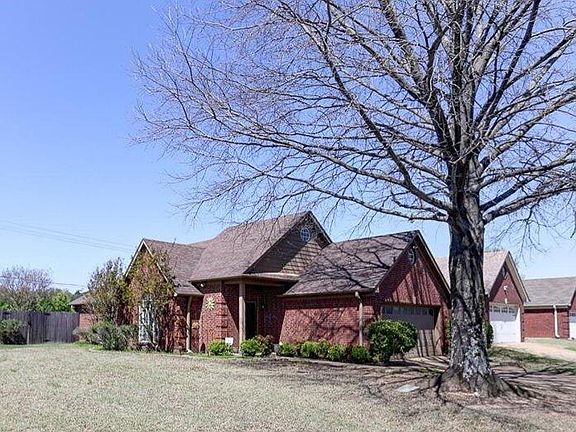 2nd image of 5455 Kayla Dr