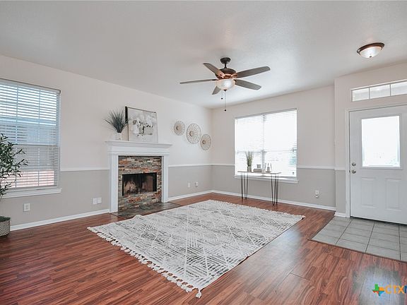 4th image of 515 Bridle Ln