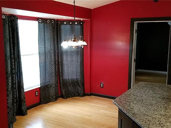 5th image of 714 Grant Ave