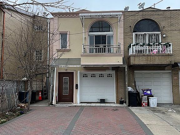 2nd image of 11047 63rd Ave