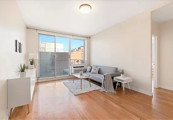 2nd image of 111 Monroe St #3E