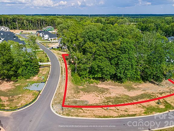 2nd image of 903 Deodar Cedar Dr
