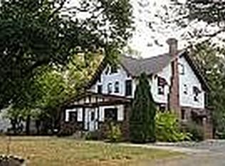 409 S 4th St, Marshall, MN 56258