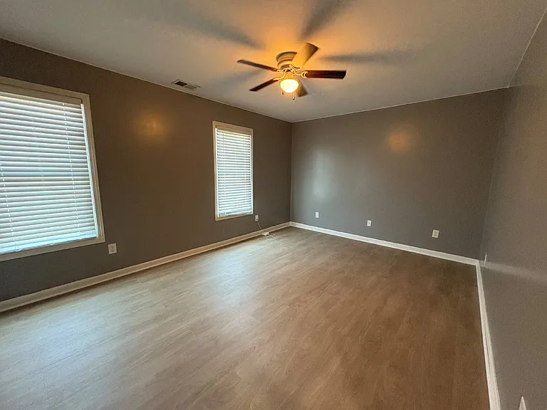 1227 Chimney Swift Dr — Photo 19