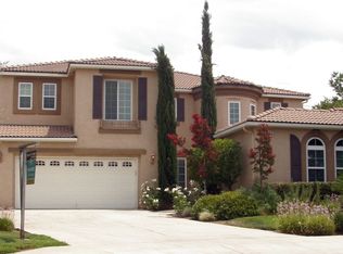 8260 N Ann Ave, Fresno, CA 93720