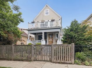 4658 N Kennicott Ave, Chicago, IL 60630