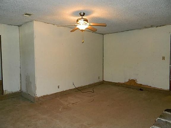 2nd image of 2302 English Dr