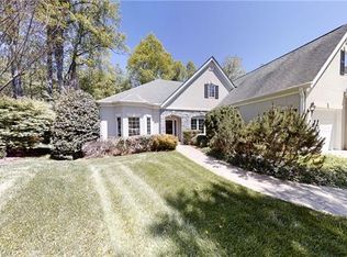 40 Bideford Row, Asheville, NC 28803