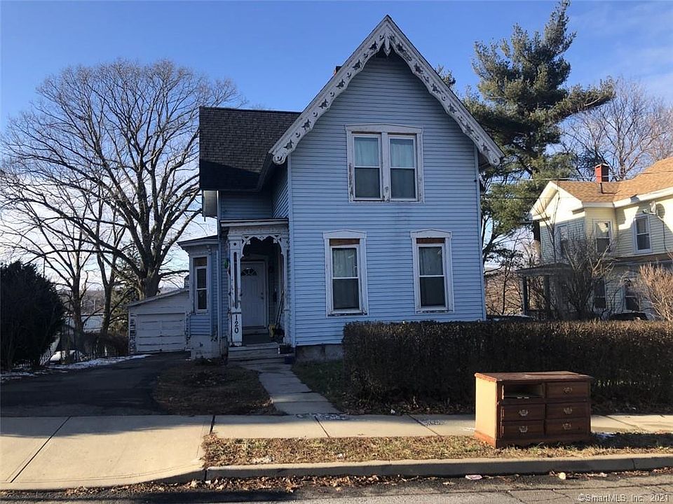 2nd image of 120 Hobart St