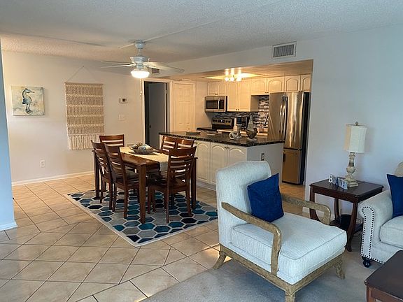 5th image of 232 Palm Dr #47-5-1