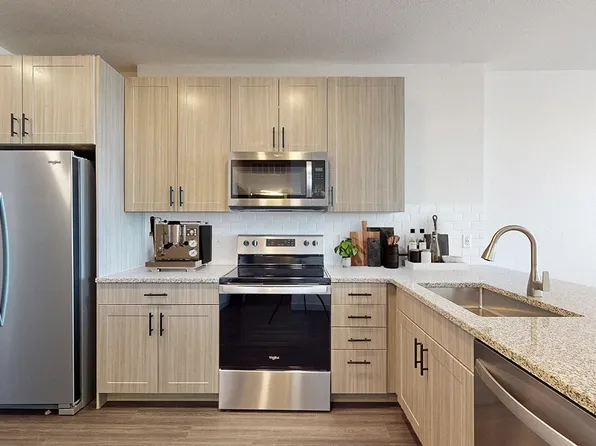 Railside at Wadsworth Station