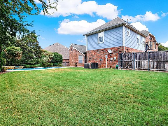 5th image of 3217 Tearose Dr