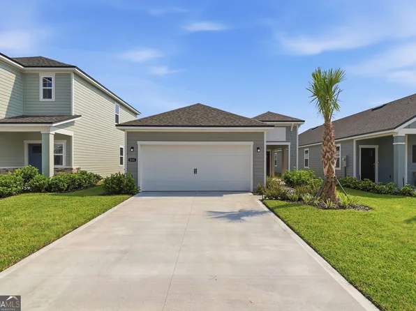 226 Collin Nicholas Dr, Kingsland, GA 31548