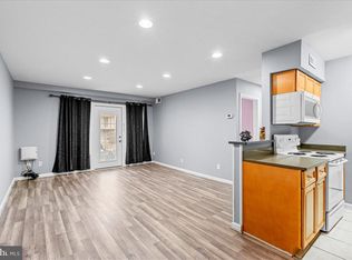 5905 Kingsford Rd #384, Springfield, VA 22152