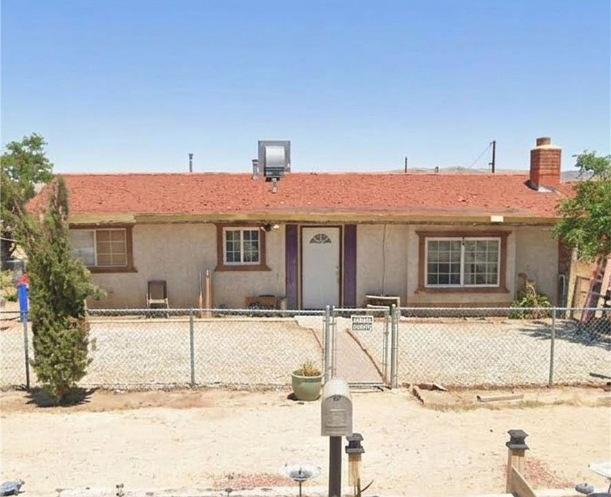 1st image of 27340 Ironwood Dr