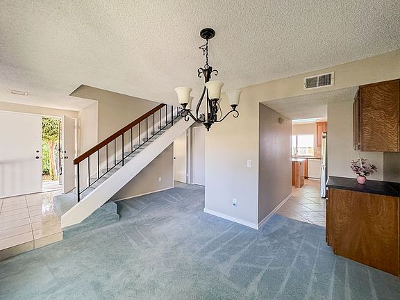 3rd image of 4272 Calle De Vida