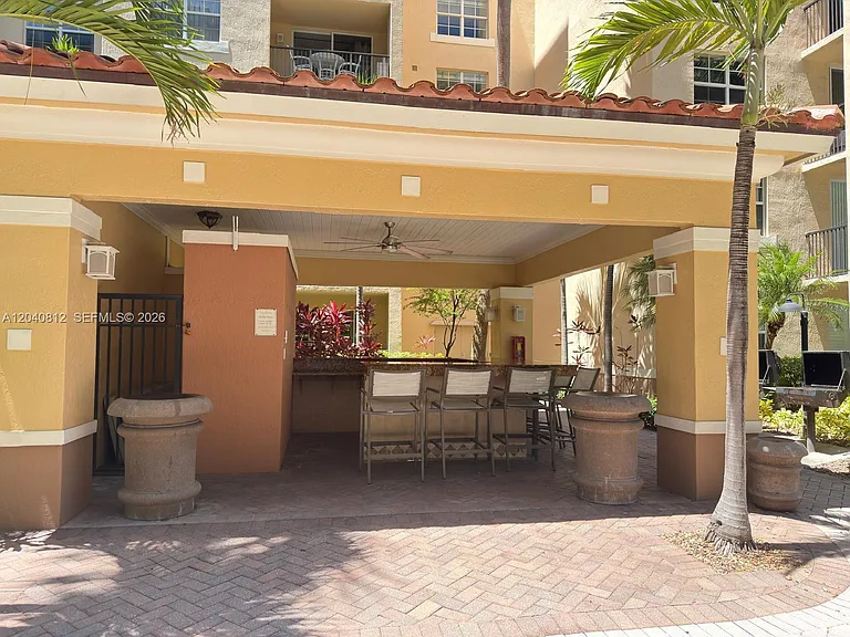 1801 N Flagler Dr #634 — Photo 44