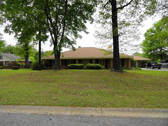 2nd image of 705 Orion Dr