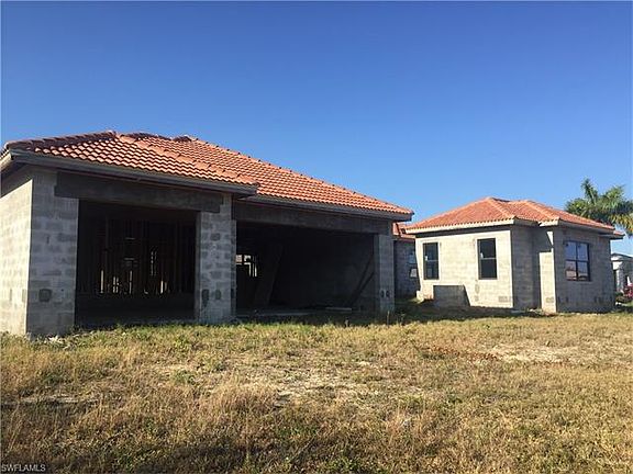 3rd image of 428 SE 23rd Ter