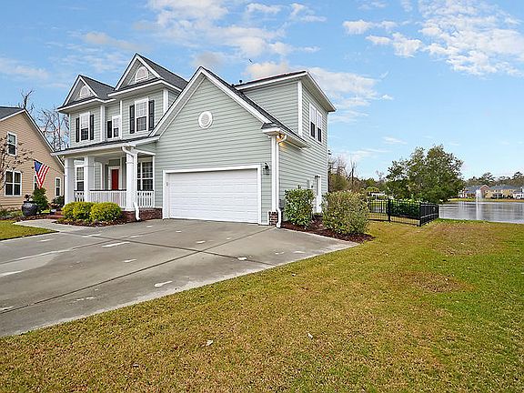 3rd image of 104 Back Creek Ct