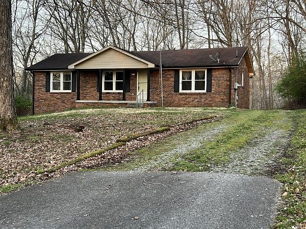 1st image of 351 Harold Dr