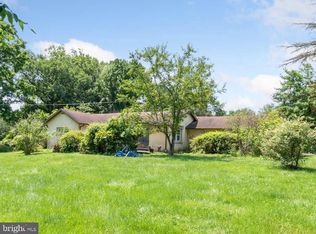 28 Willow Rd, Churchville, PA 18966