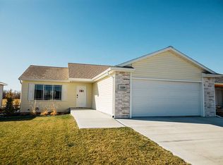 3506 V Ave, Kearney, NE 68847