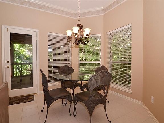 5th image of 7030 Clear Springs Cir
