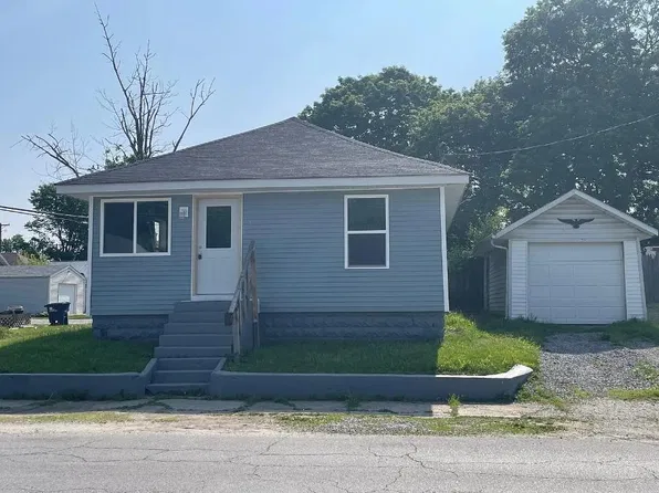 209 N Hoke Ave, Frankfort, IN 46041